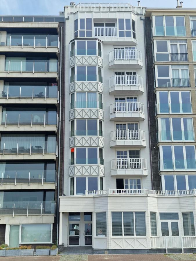 Oostduinkerke Apartments 2 Bagian luar foto